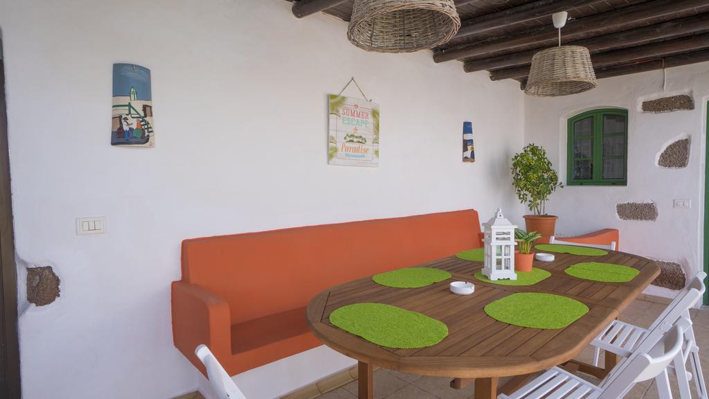 Villa With Amazing Views, Jacuzzi And Private Pool San Bartolomé 외부 사진