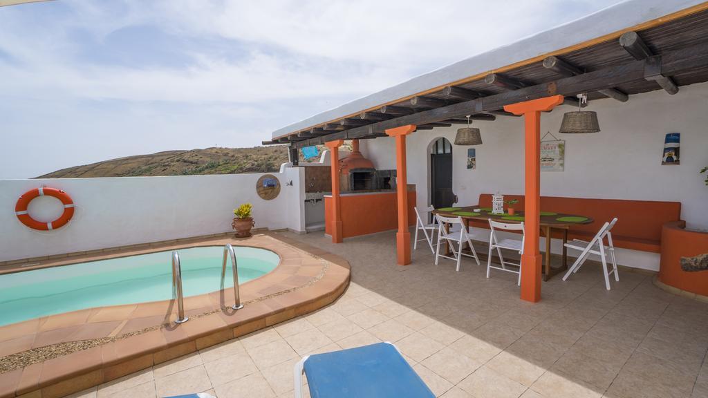 Villa With Amazing Views, Jacuzzi And Private Pool San Bartolomé 외부 사진